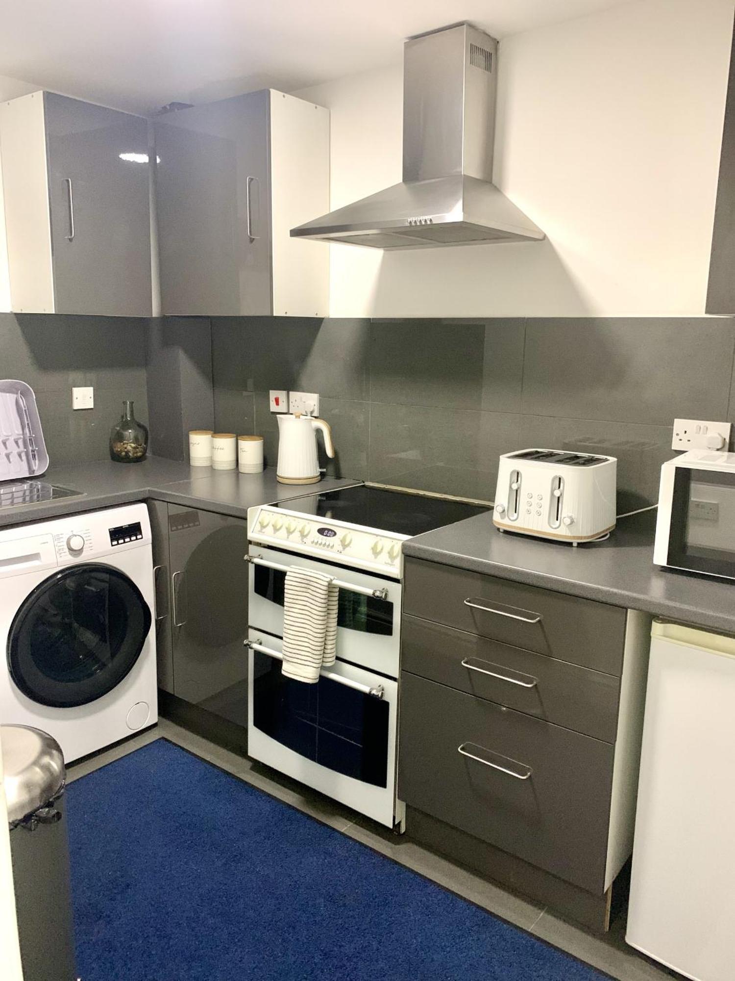 Modern & Cosy 2-Bed Apartment Near Nec, Airport & Jlr! Μπέρμιγχαμ Δωμάτιο φωτογραφία